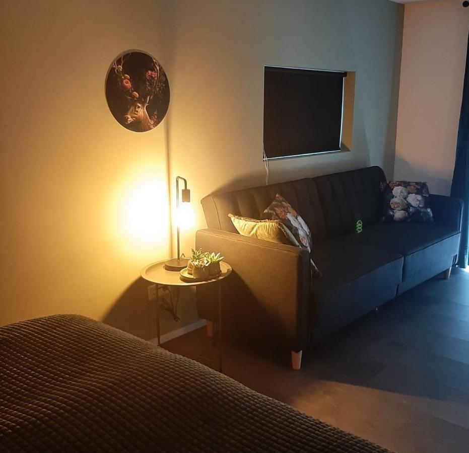 Bed and Breakfast Grutsk Op 12 Drachten Esterno foto