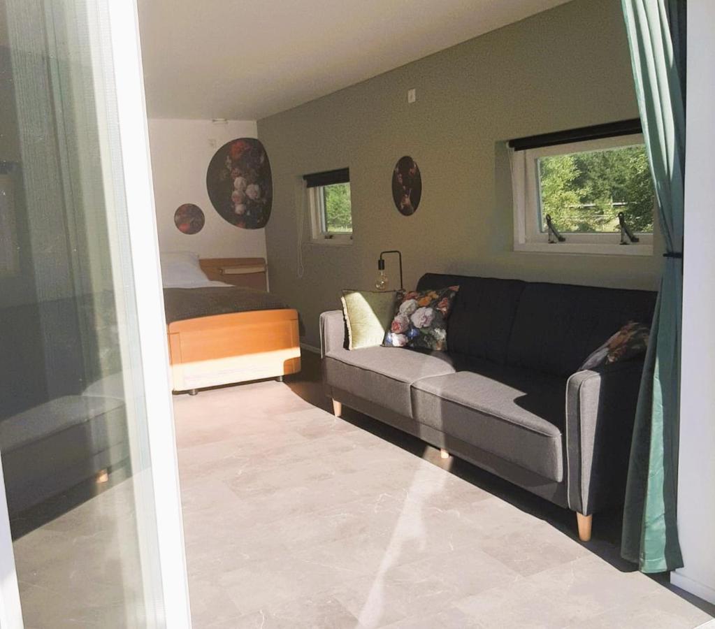 Bed and Breakfast Grutsk Op 12 Drachten Esterno foto