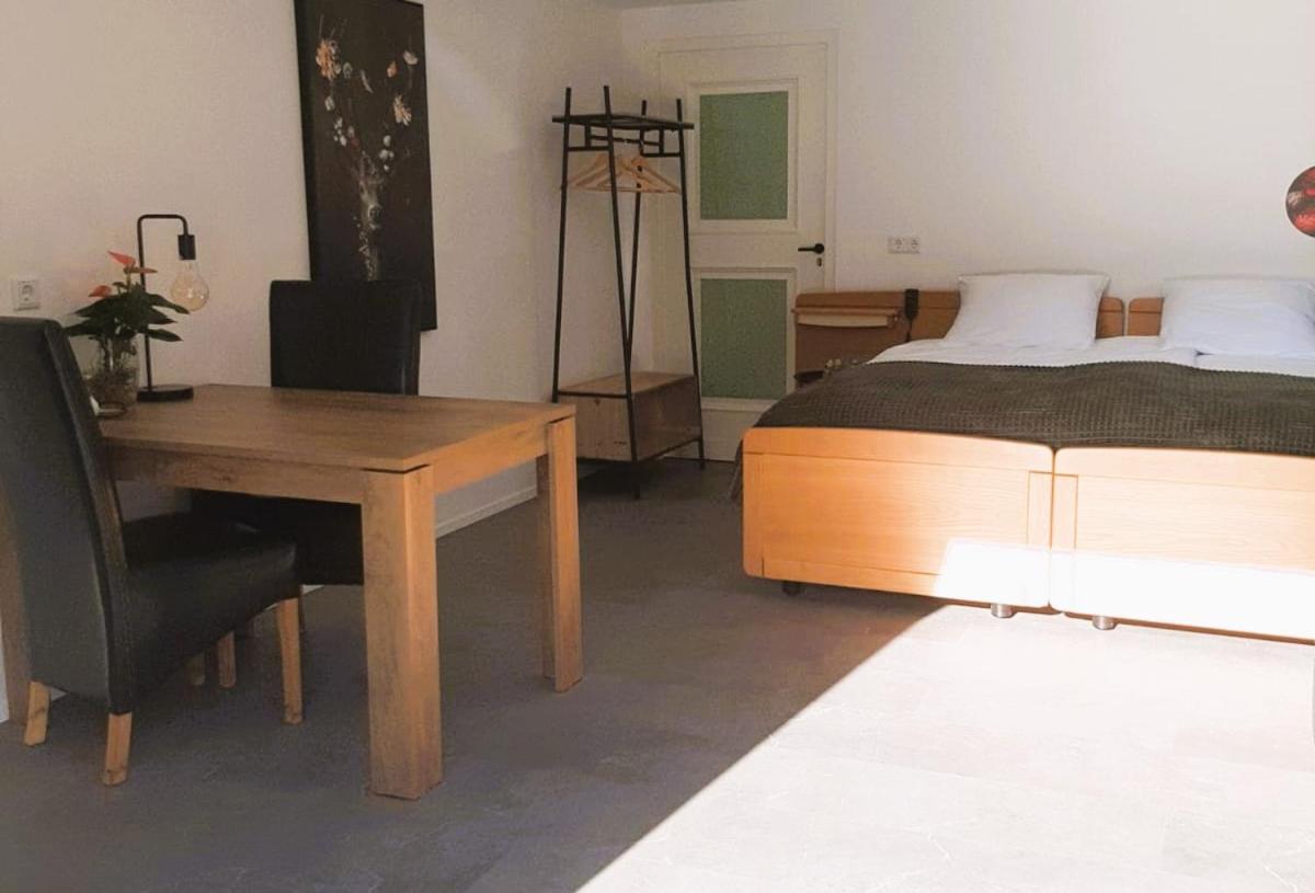 Bed and Breakfast Grutsk Op 12 Drachten Esterno foto